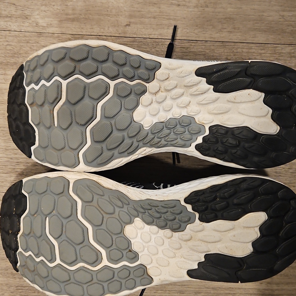 New Balance Black and White Athletic Shoes - Picture 2 of 4